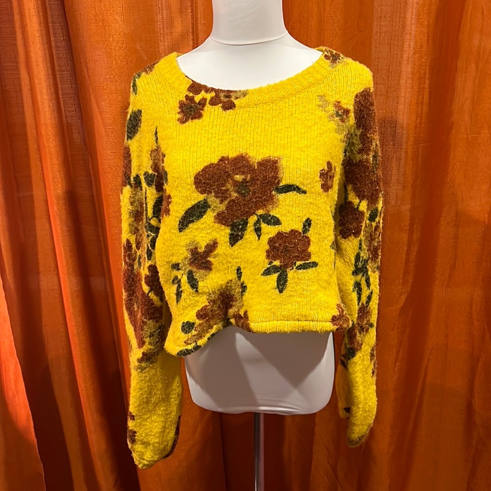 Kimchi Blue Floral Balloon-Sleeve Pullover Sweater